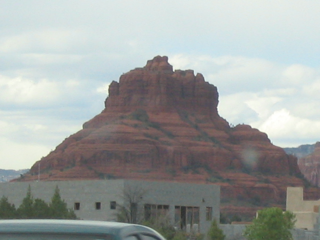 618x457 pixels (111K)